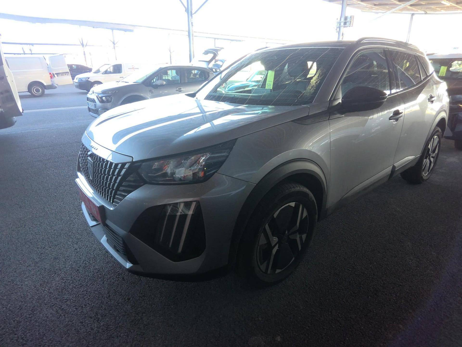 PEUGEOT 2008 Hybrid 145 ch e-DCS6 Allure