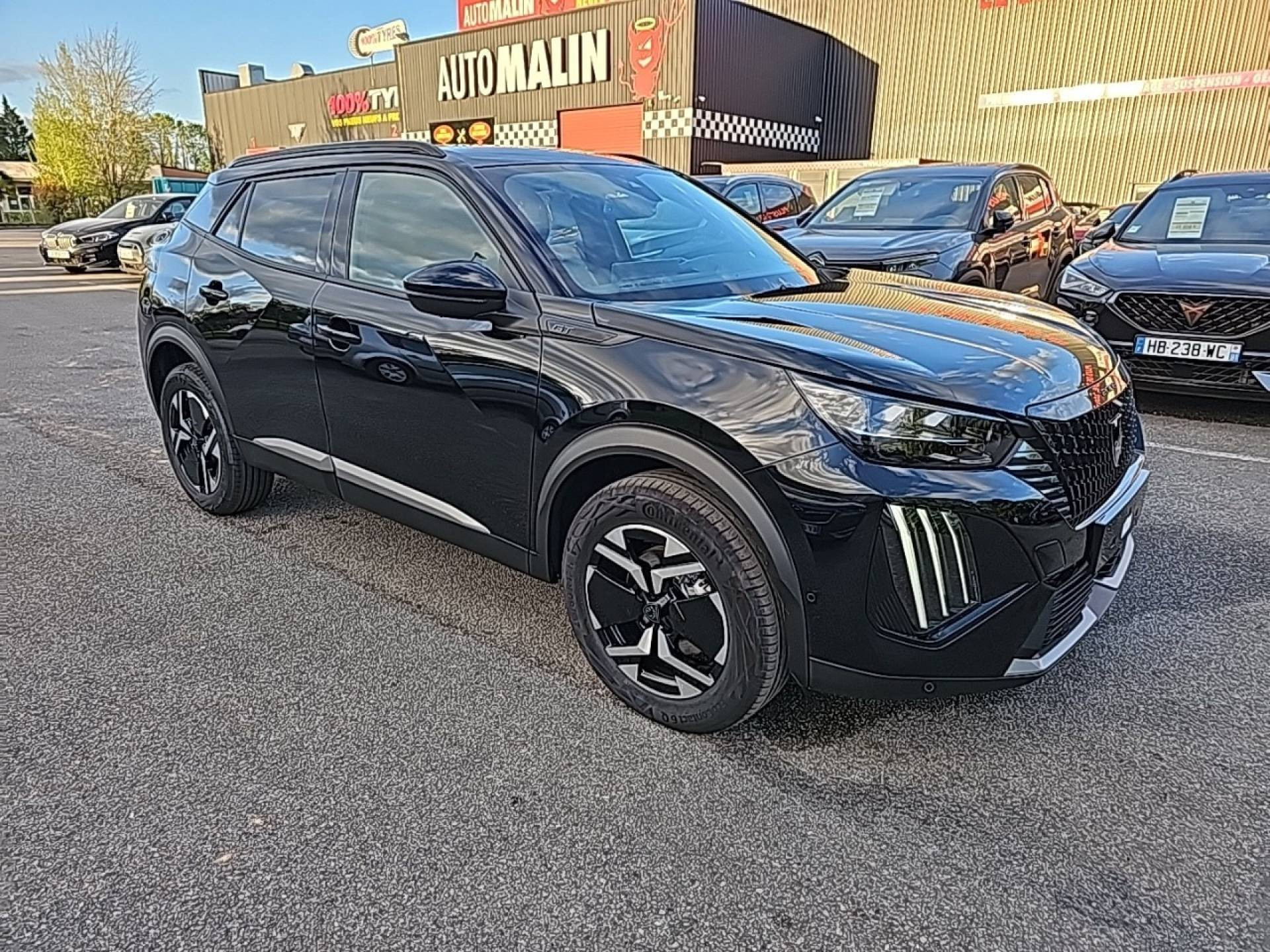 PEUGEOT 2008 Hybrid 145 ch e-DCS6 GT