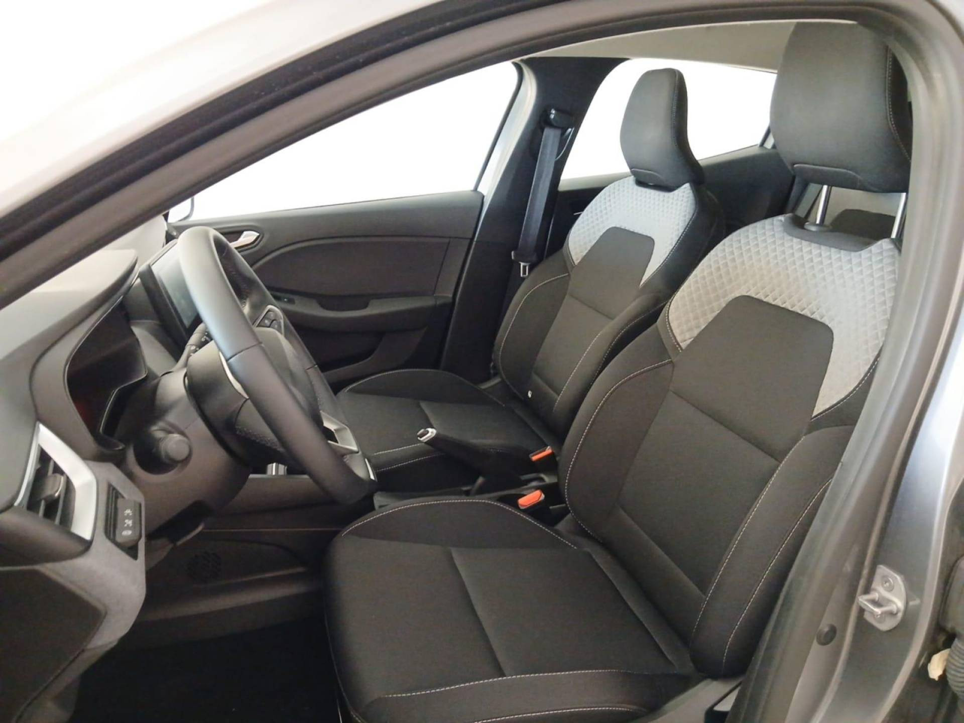 RENAULT CLIO V TECHNO E-Tech full hybrid 145 CV GSR2 