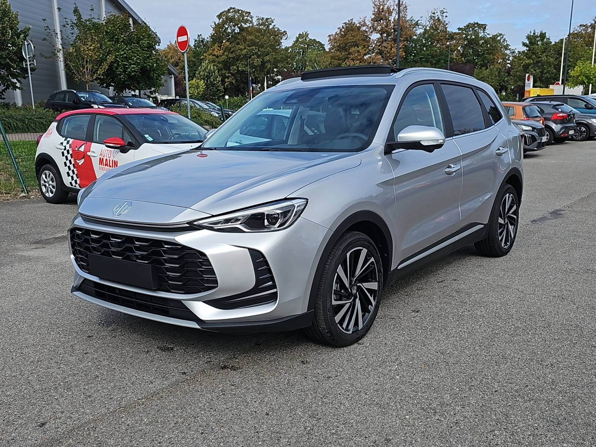 MG ZS 1.5 L Hybrid+ 197 ch Luxury