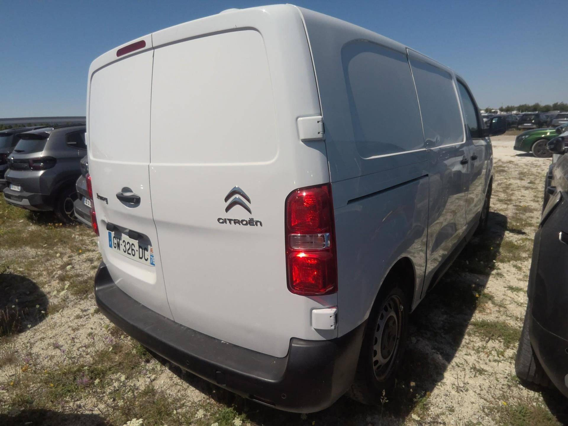 CITROEN JUMPY FOURGON TAILLE M BLUEHDI 120 CV BVM6