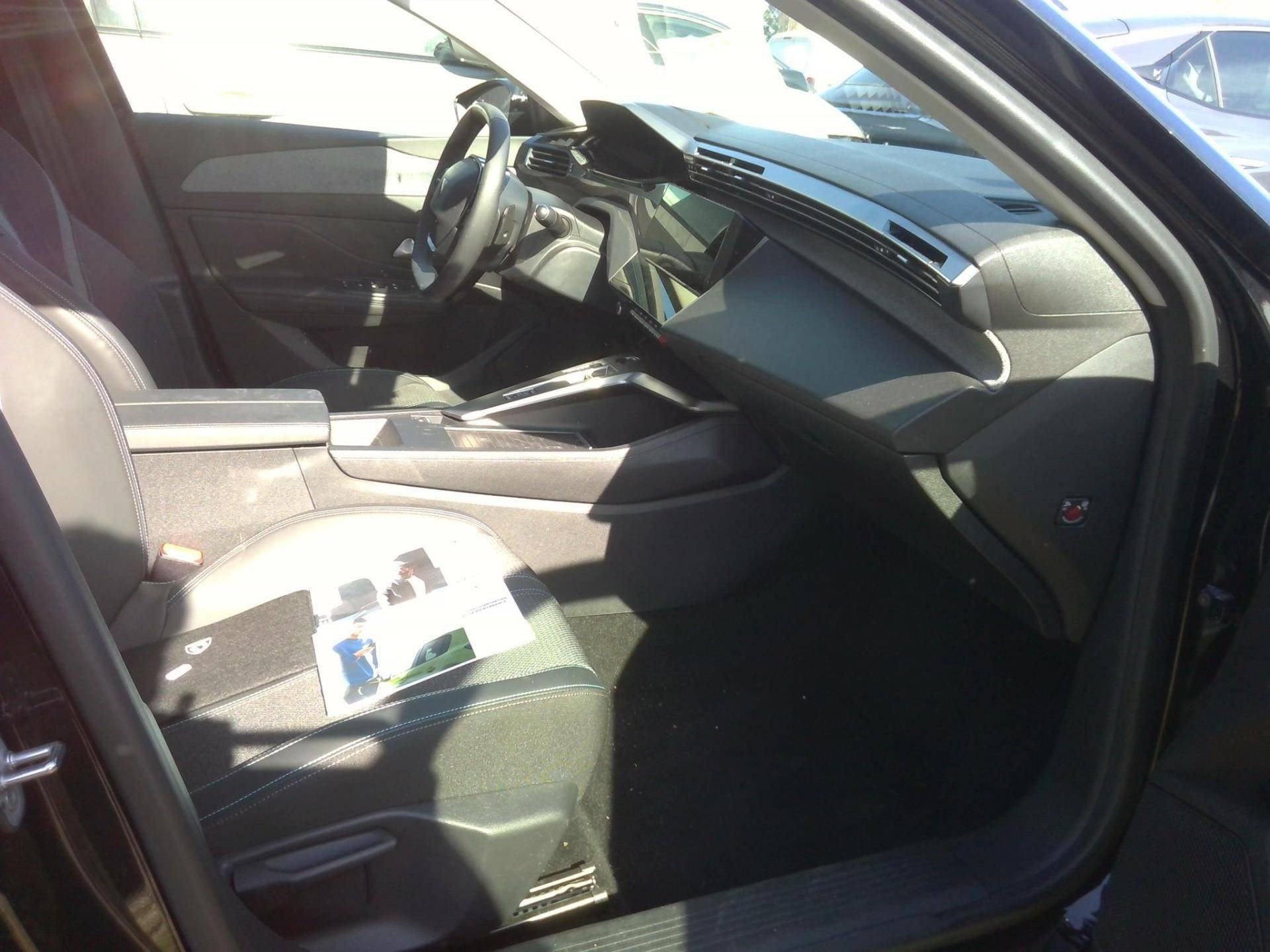 PEUGEOT 308 ALLURE Hybrid 145 CV e-DCS6 