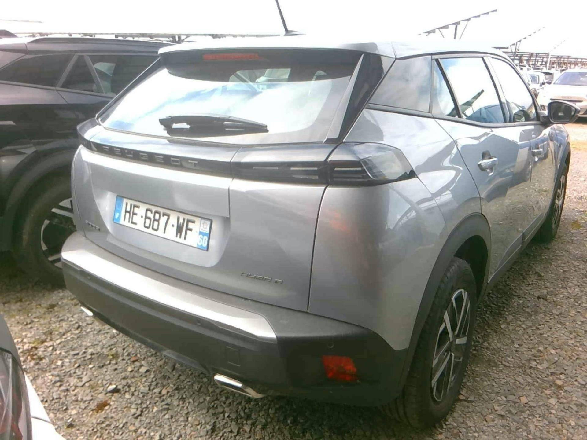 PEUGEOT 2008 Hybrid 145 ch e-DCS6 Style