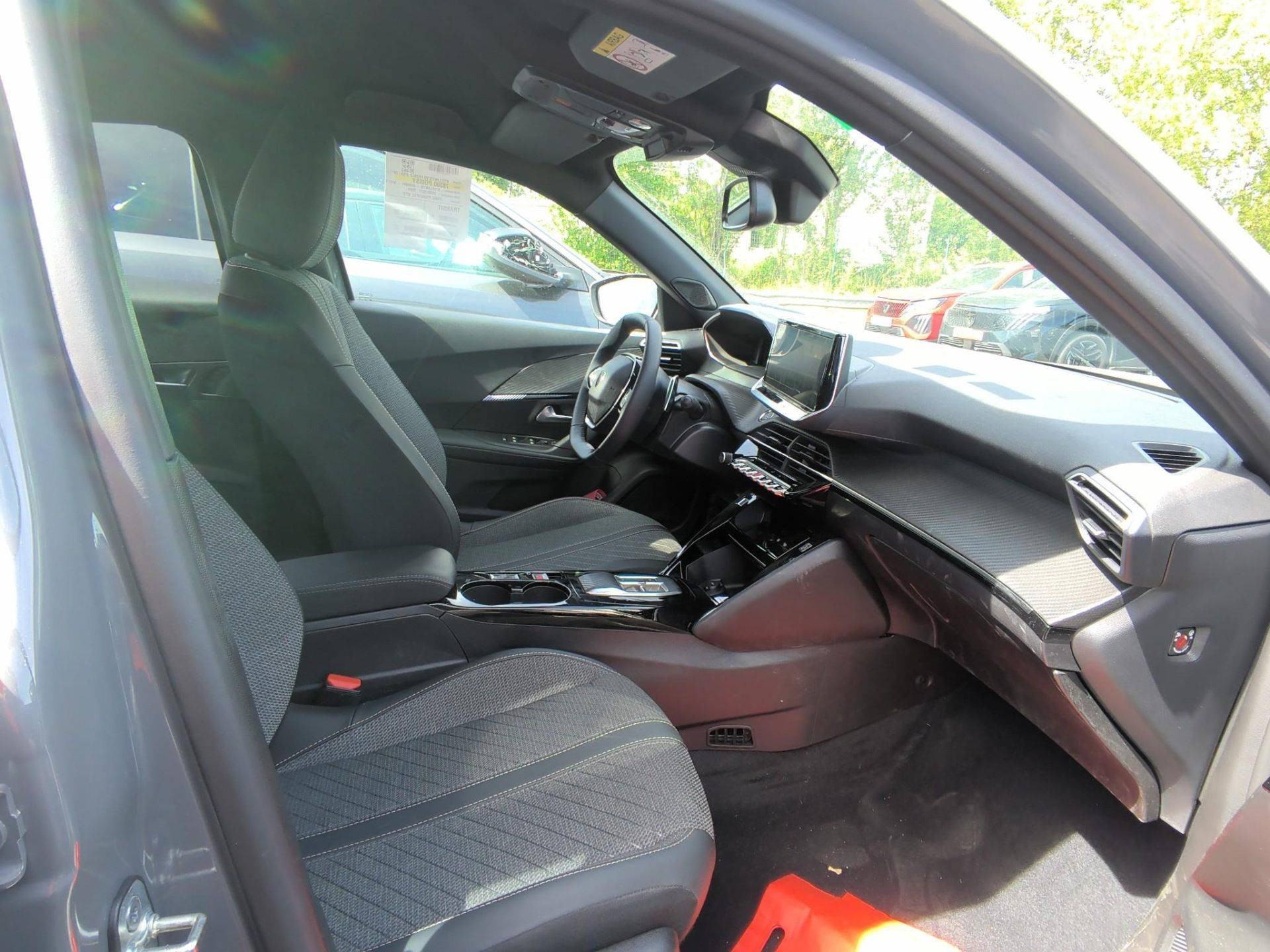 PEUGEOT 2008 Hybrid 145 ch e-DCS6 Allure
