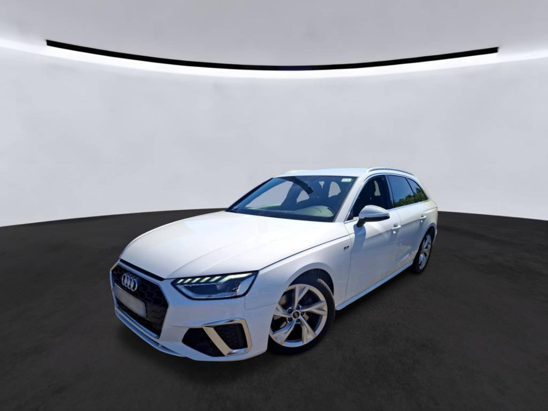 AUDI A4 AVANT 30 TDI 136 S tronic 7 S line