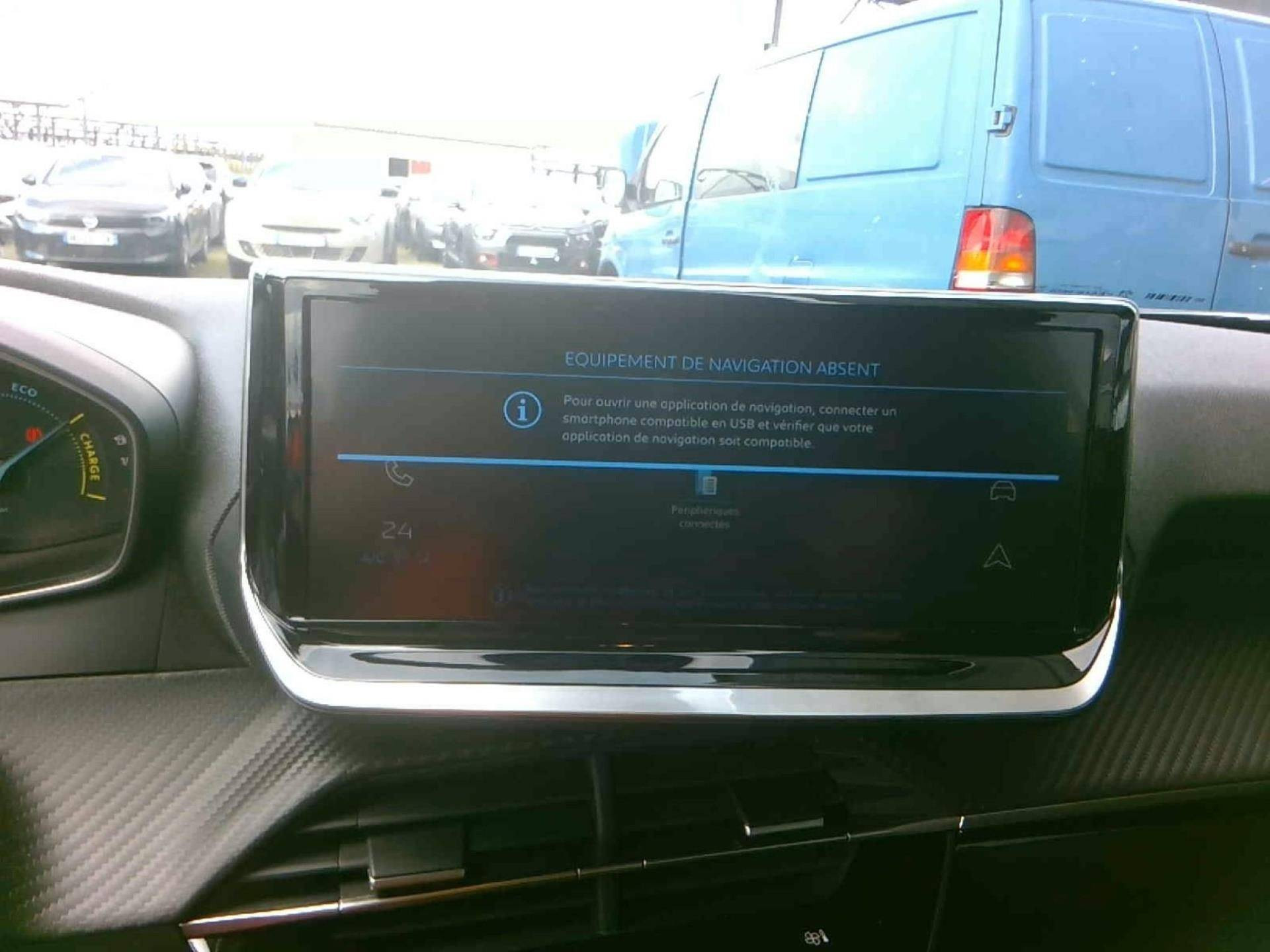 PEUGEOT 2008 Hybrid 145 ch e-DCS6 Style