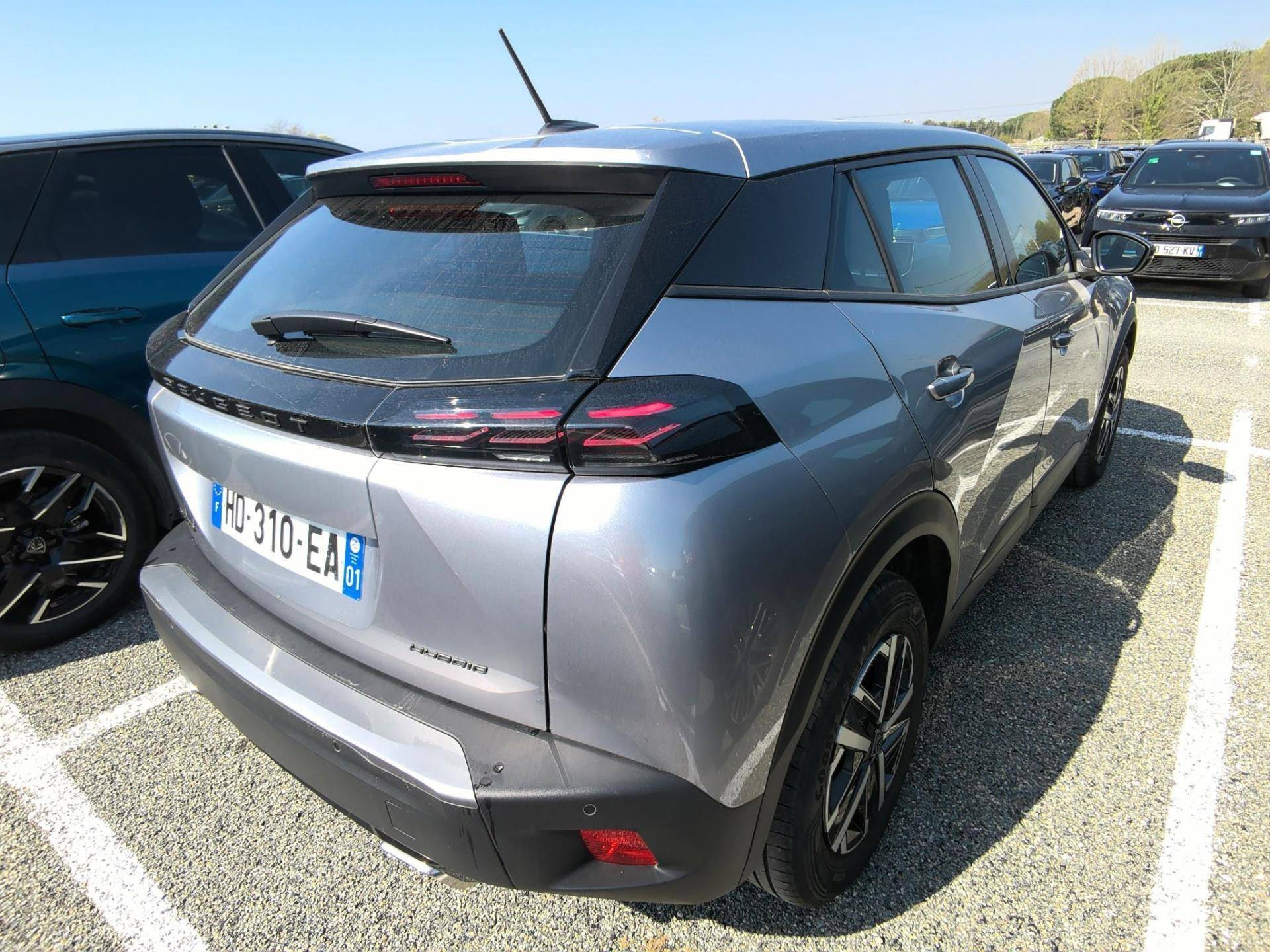 PEUGEOT 2008 Hybrid 145 ch e-DCS6 Style