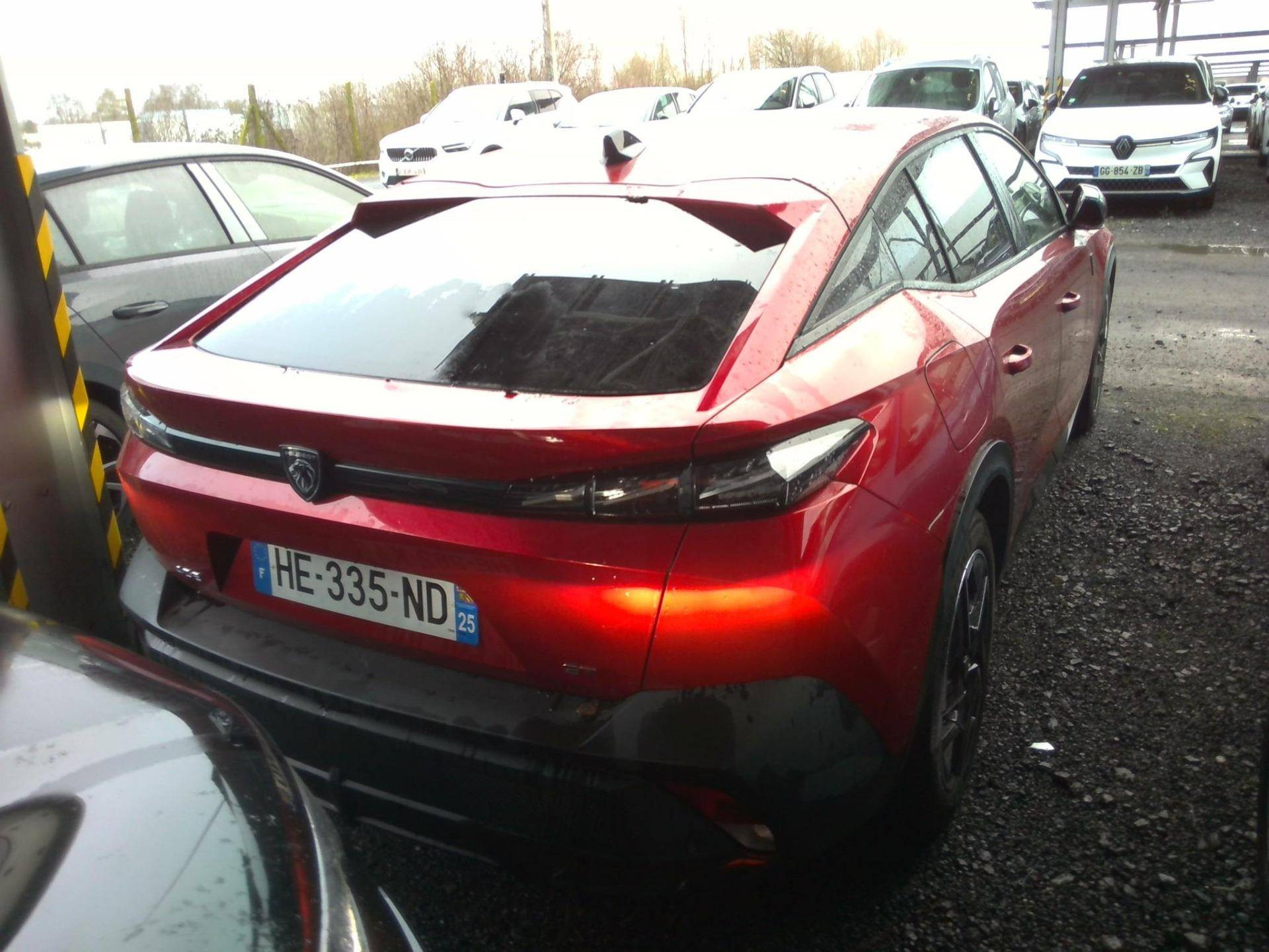 PEUGEOT 408 GT HYBRID 136 CV e-DCS6