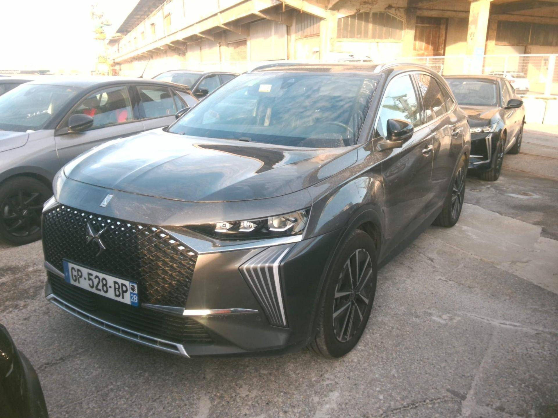 DS DS 7 RIVOLI Hybride Rechargeable E-Tense 300 CV EAT8 4x4