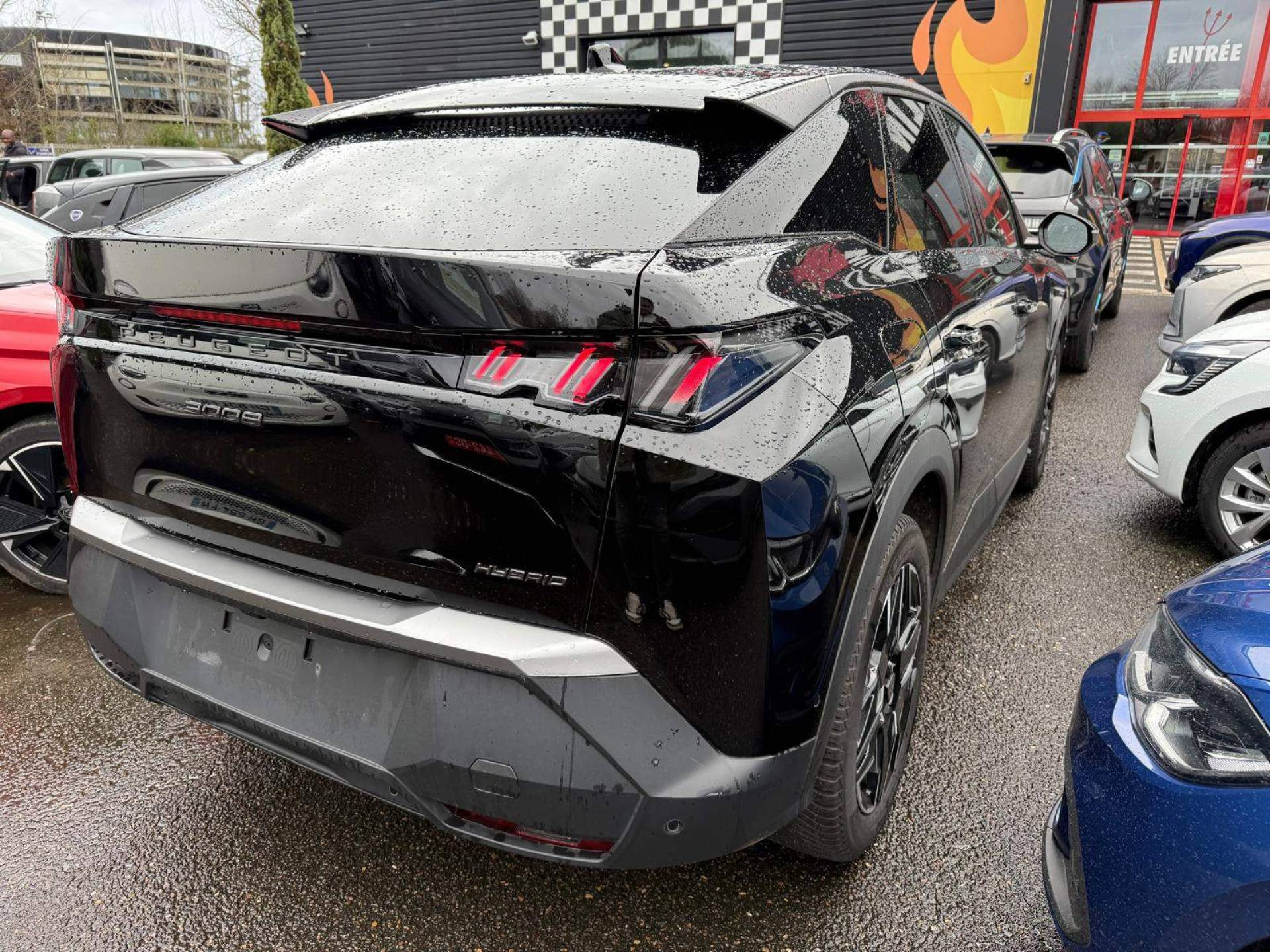 PEUGEOT 3008 ALLURE HYBRIDE 136 CV e-DCS6