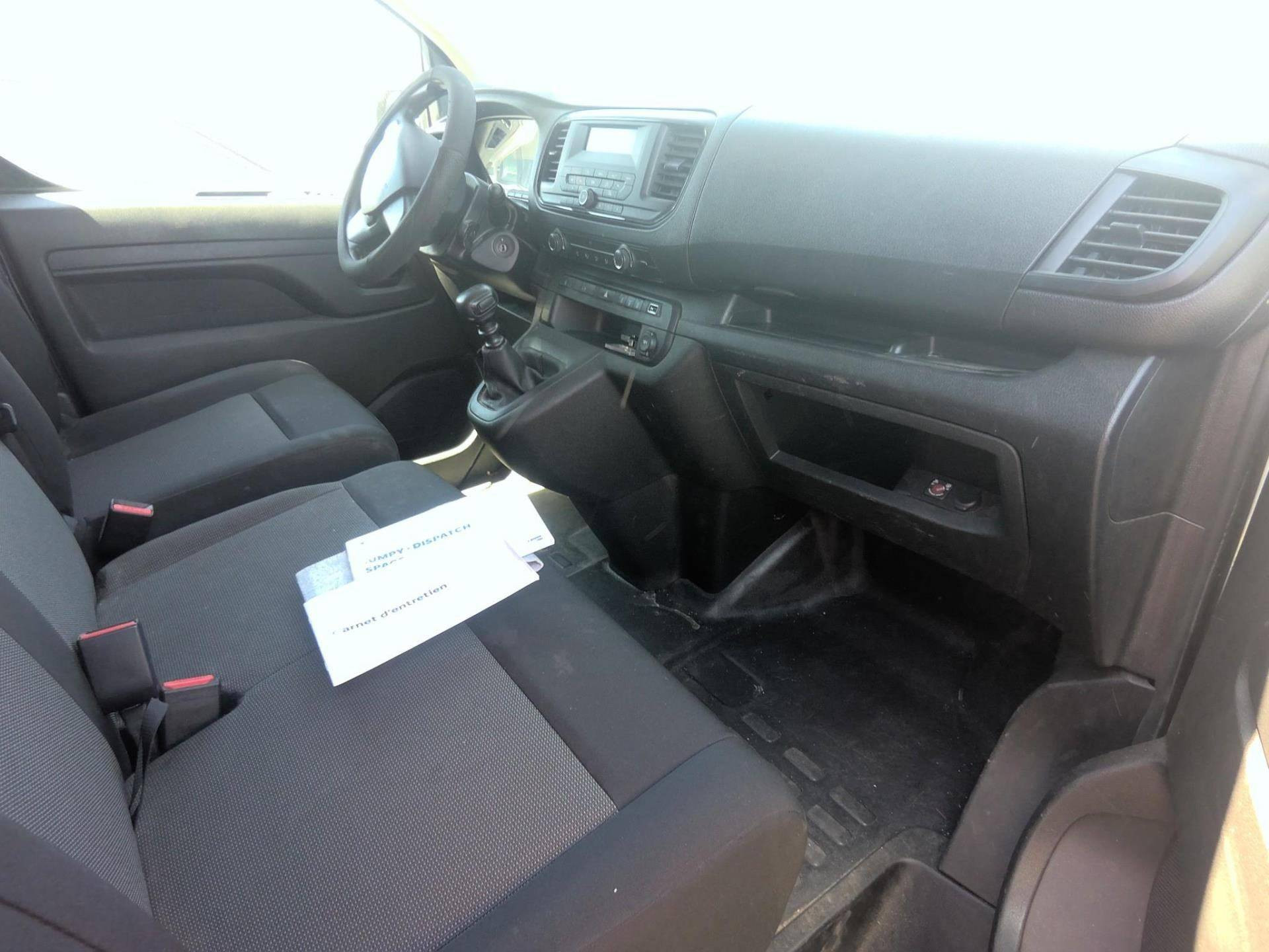 CITROEN JUMPY FOURGON TAILLE M BLUEHDI 120 CV BVM6