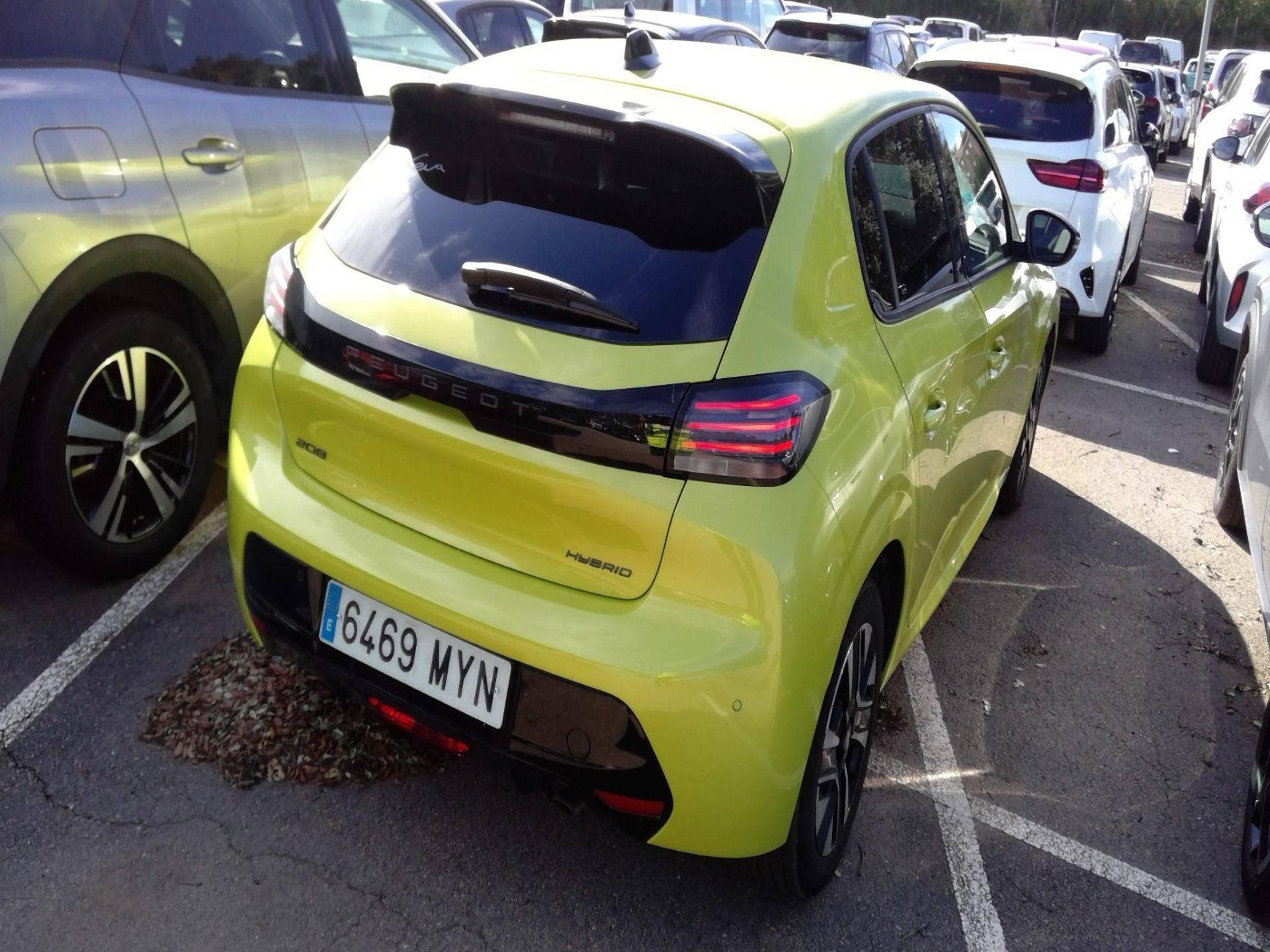 PEUGEOT 208 ALLURE HYBRID 100 CV E-DCS6