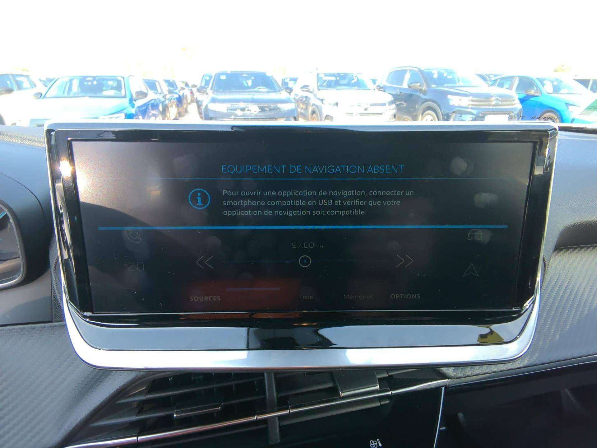 PEUGEOT 2008 Hybrid 145 ch e-DCS6 Style