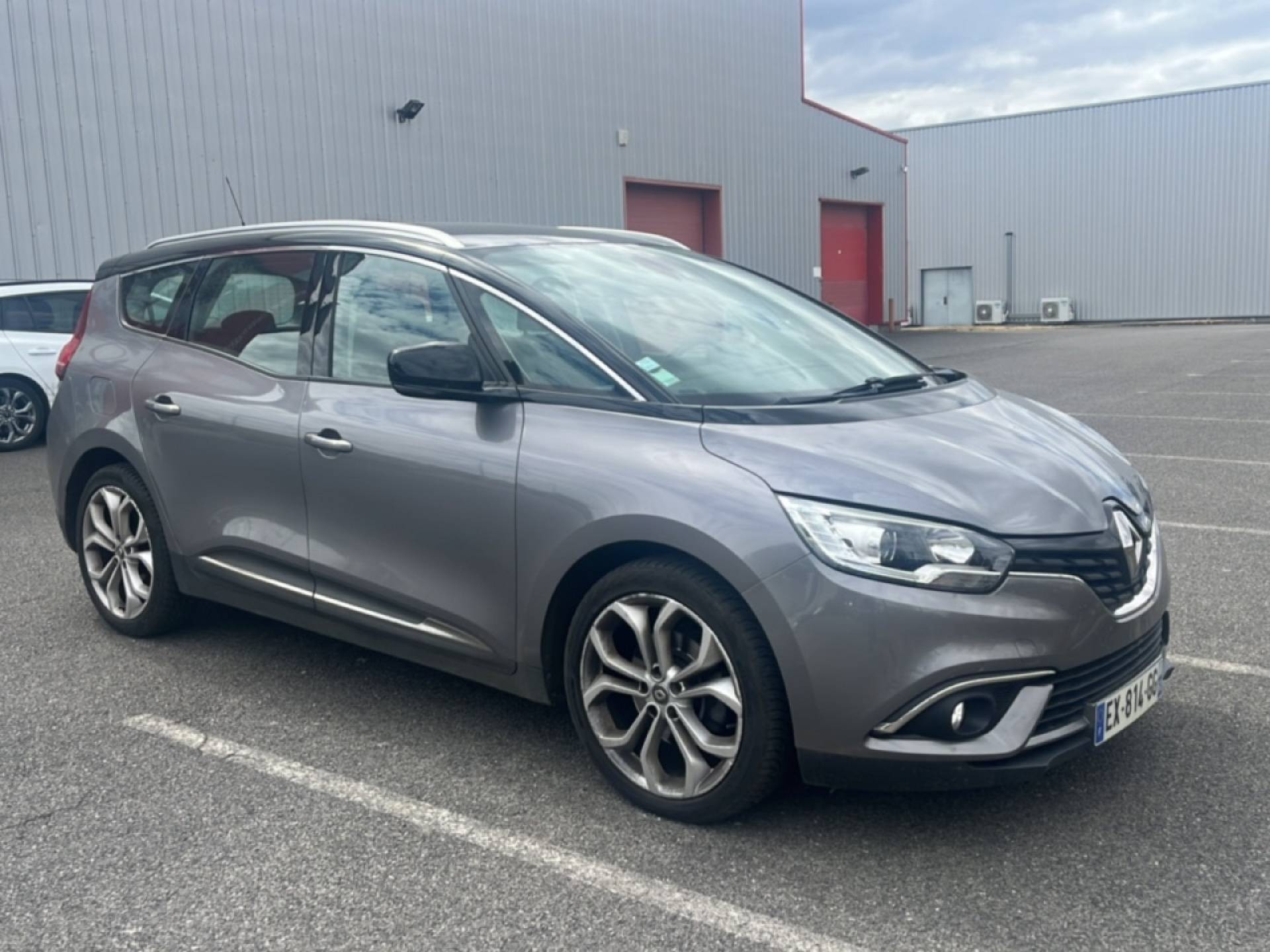 RENAULT GRAND SCENIC IV dCi 130 Energy Business 7 pl