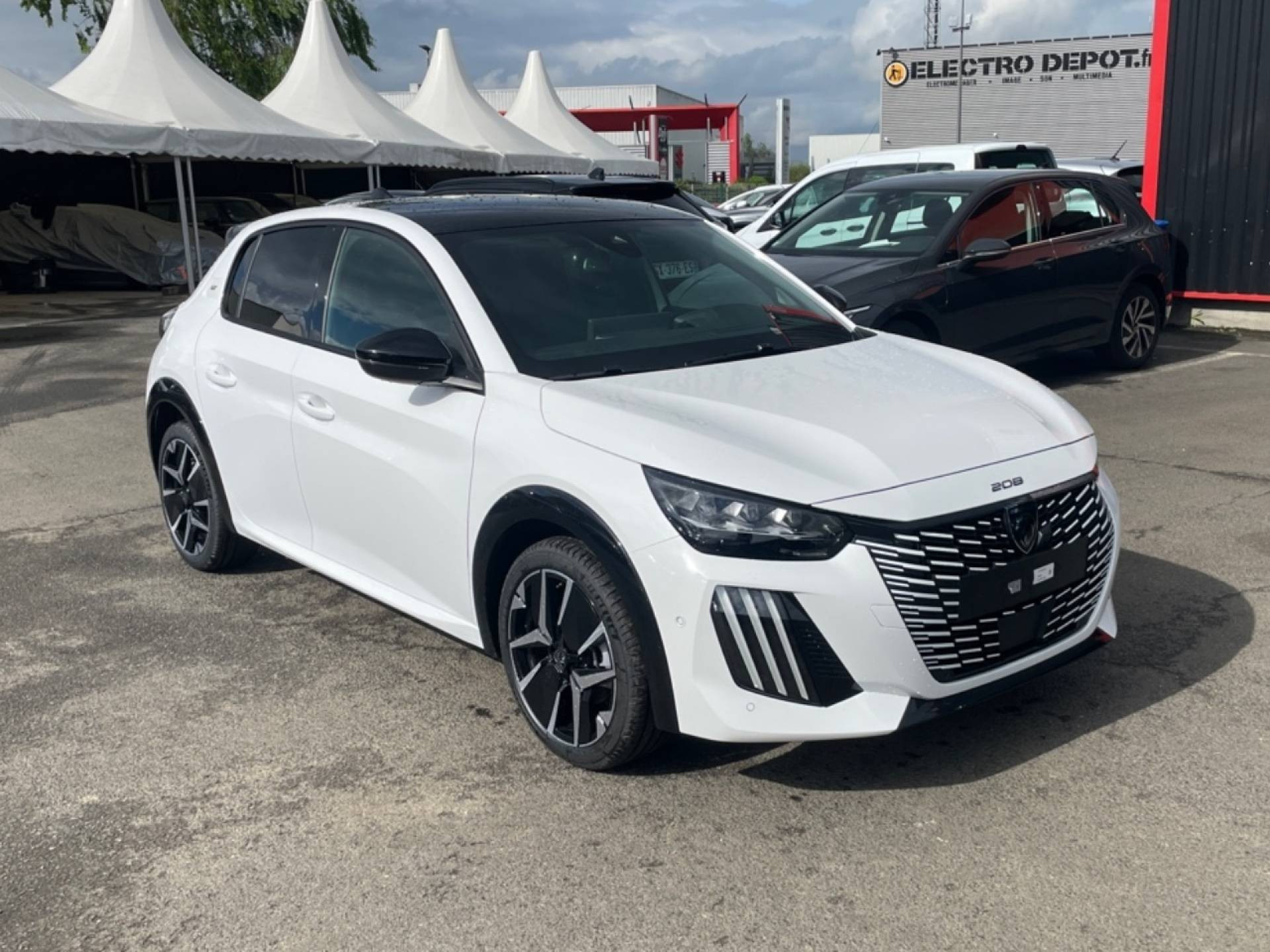 PEUGEOT 208 Hybrid 145 ch e-DCS6 GT