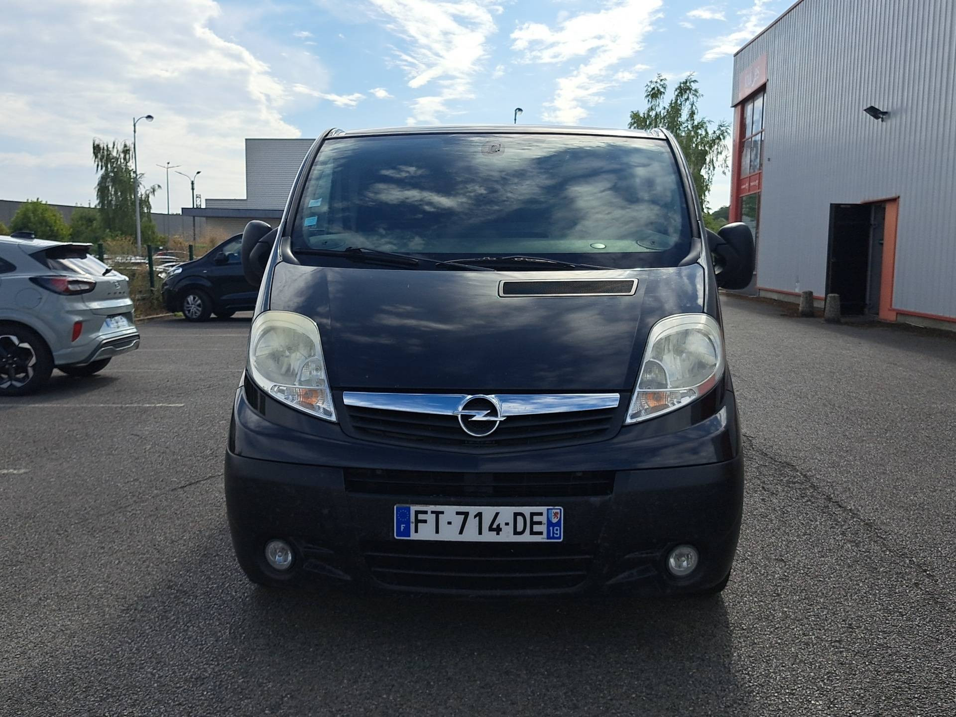OPEL VIVARO FOURGON FGN F2700 C1 2.5 CDTI 145 PACK CLIM 6places
