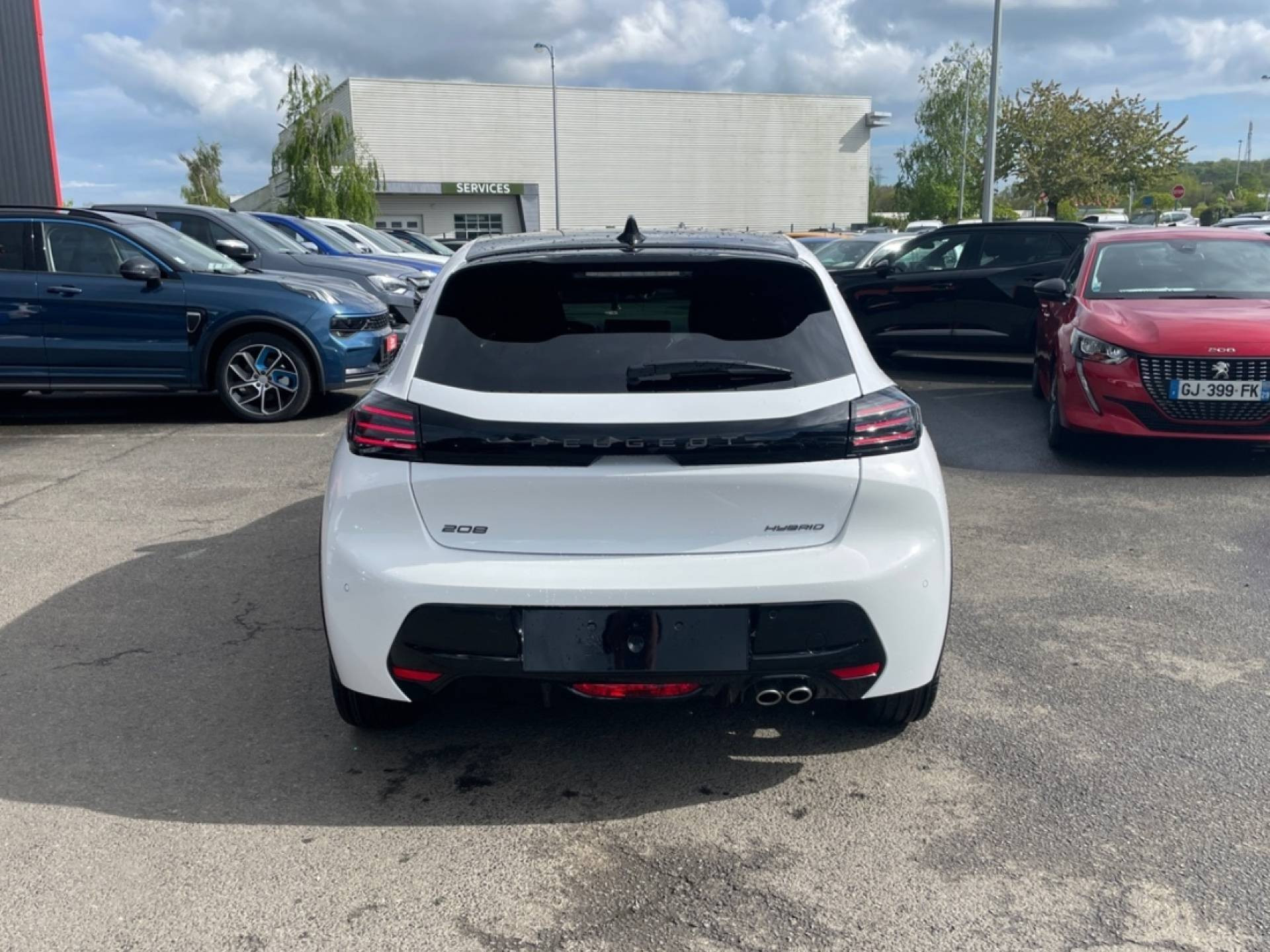 PEUGEOT 208 Hybrid 145 ch e-DCS6 GT