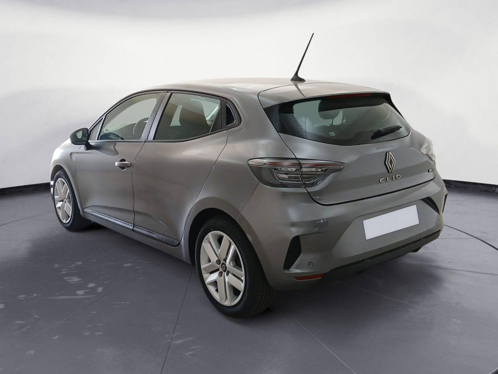 RENAULT CLIO V EVOLUTION E-Tech full hybrid 145 CV 