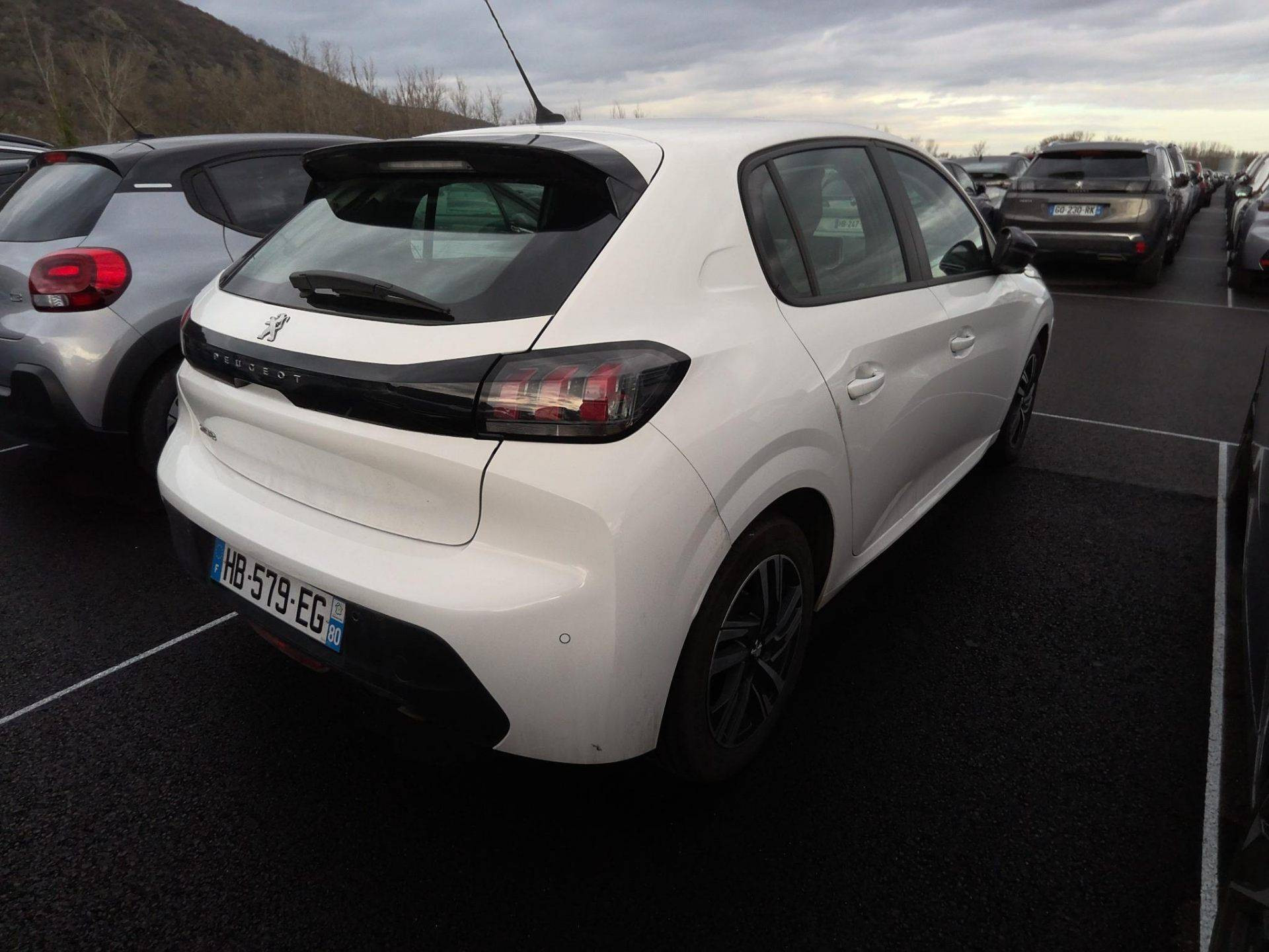 PEUGEOT 208 BUSINESS R ACTIVE BUSINESS R PURETECH 100 CV BVM6