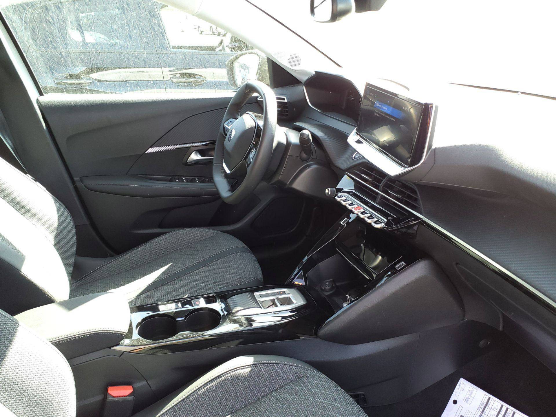 PEUGEOT 208 Hybrid 110 ch e-DCS6 Allure